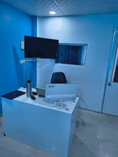 Digital marketing course classroom and training setup in Ghaziabad